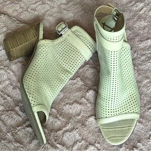 Sam Edelman “Emmie” Beige Leather Perforated Heeled Sandal, 3 3/4” Heel, Sz 8.5